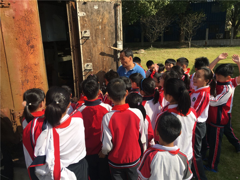 仪器2.jpg 仪器2.jpg