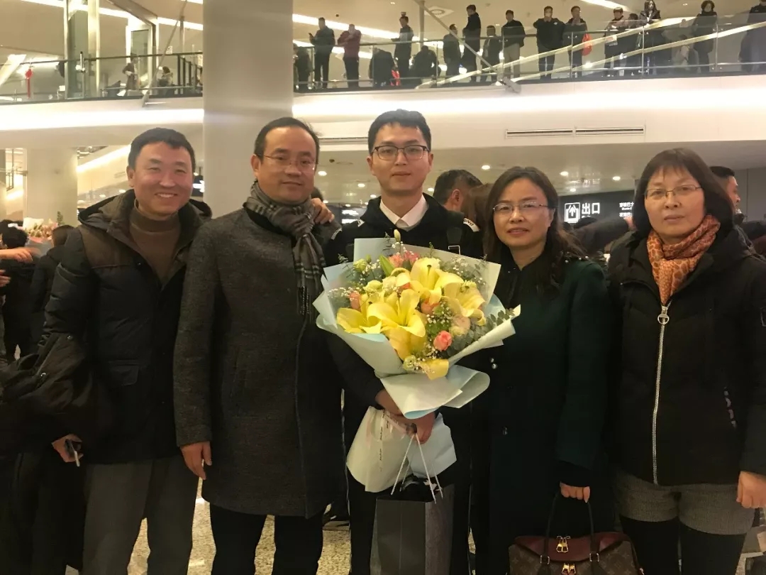 2.webp.jpg 2.webp.jpg