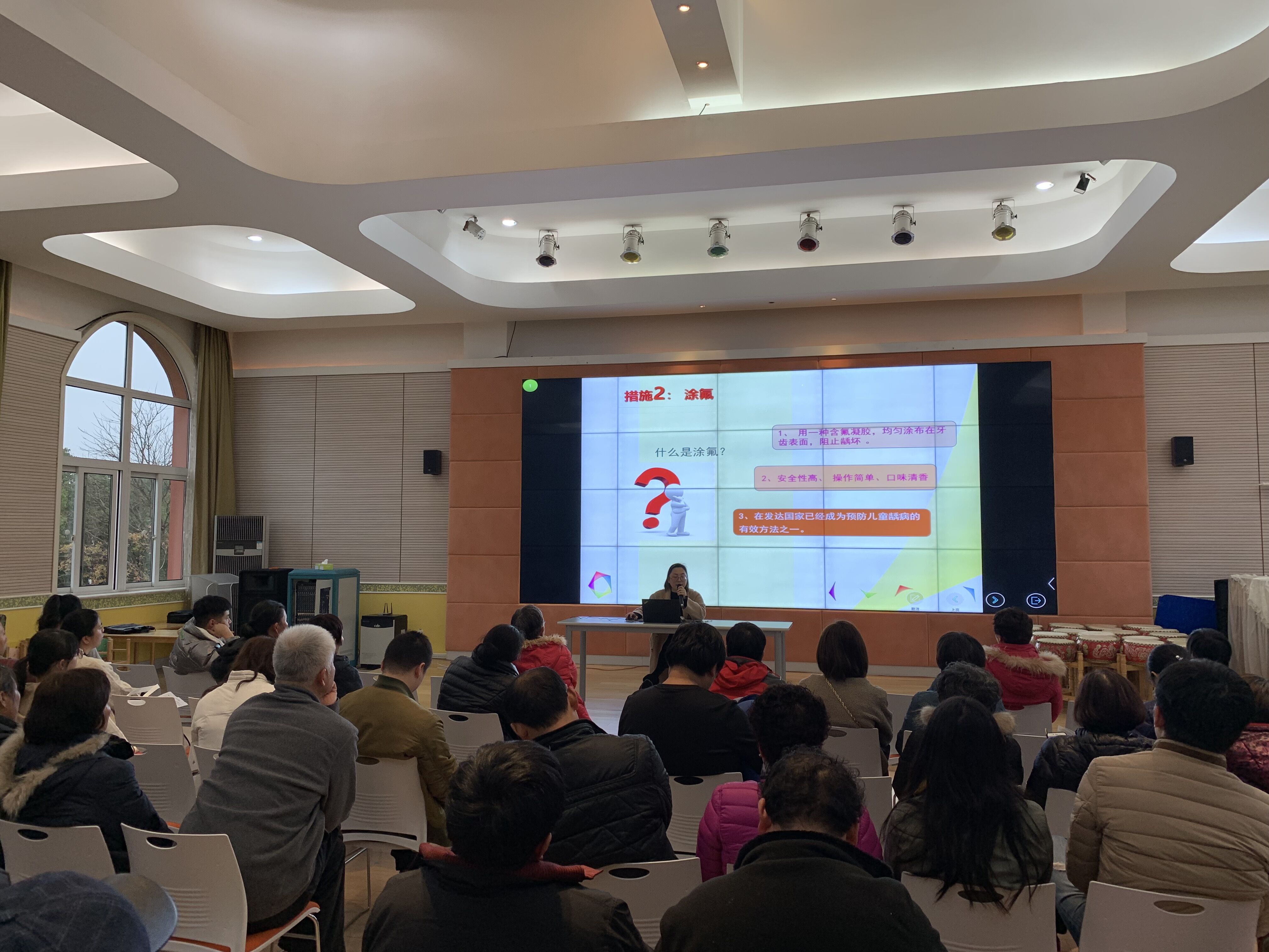 换牙3.jpg 换牙3.jpg