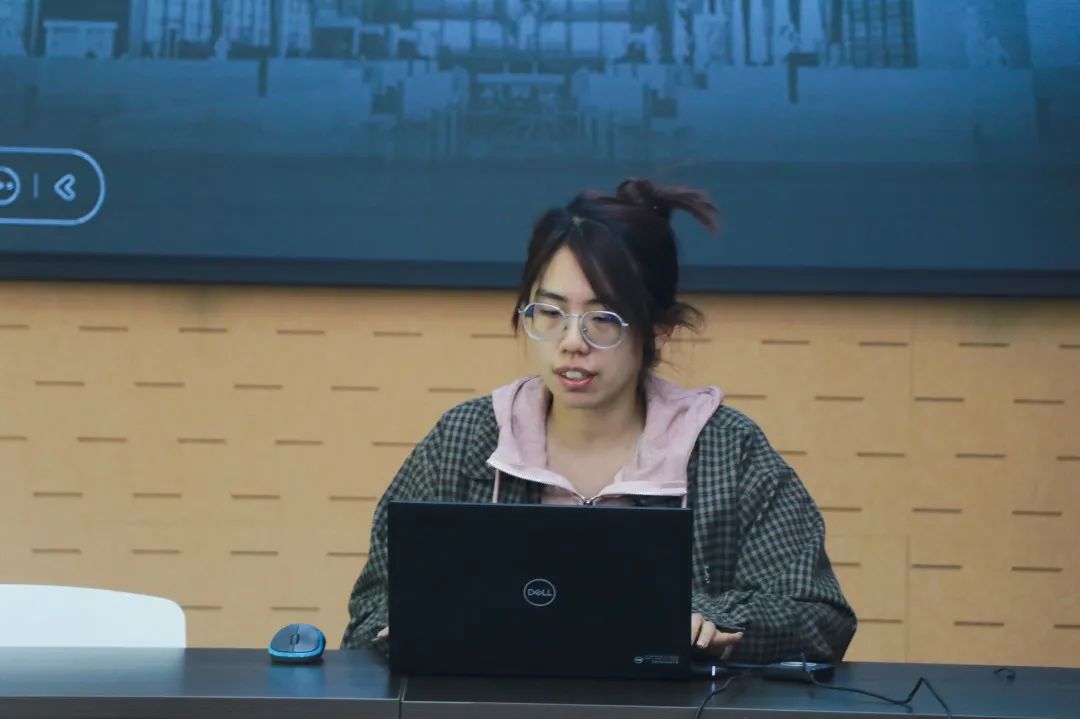 12075345ldzl.jpg 12075345ldzl.jpg