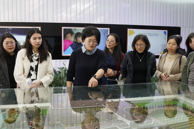 屏幕截图 2025-11-15 113241.png 屏幕截图 2025-11-15 113241.png