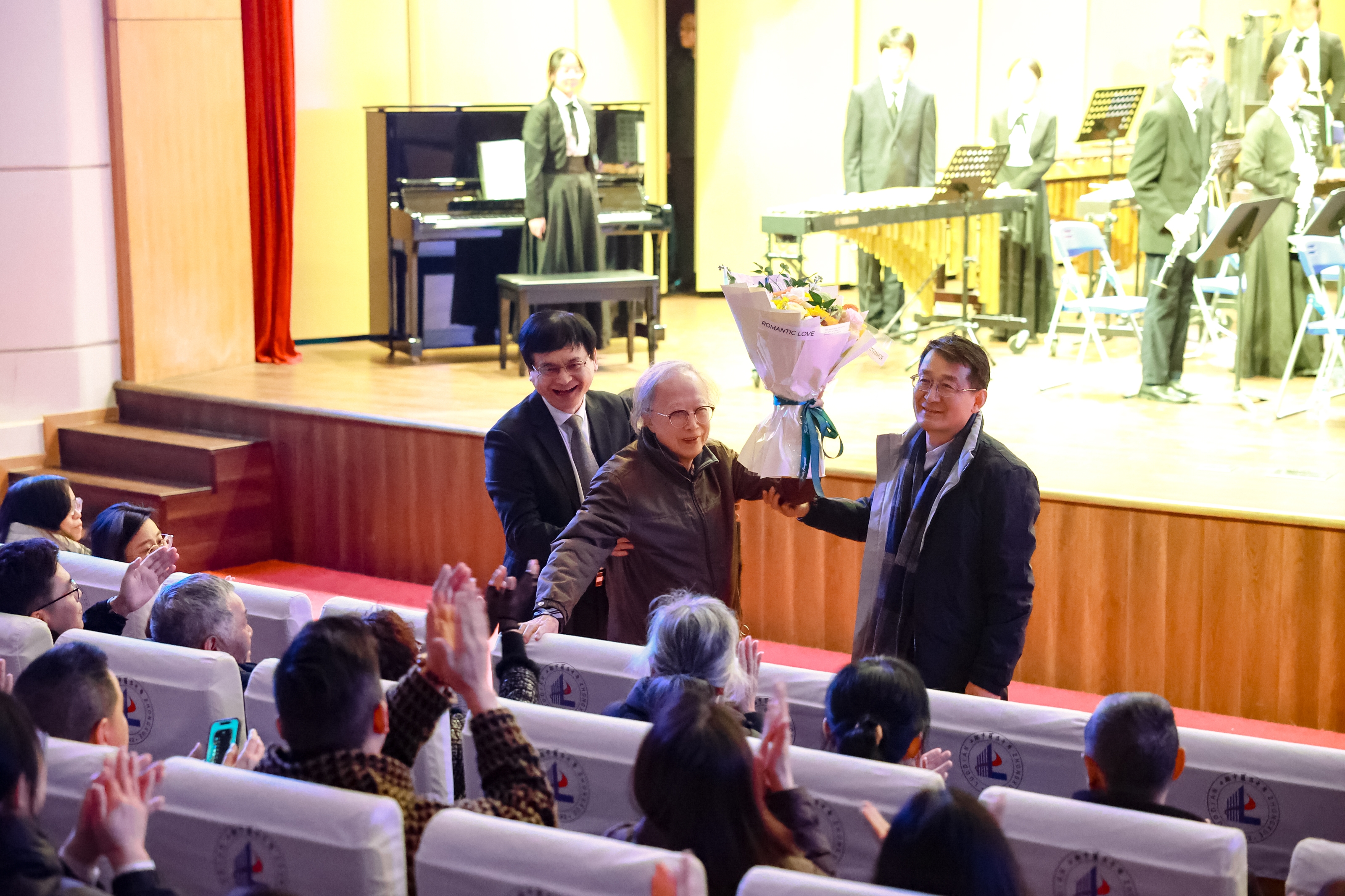 艺术传承.jpg 艺术传承.jpg