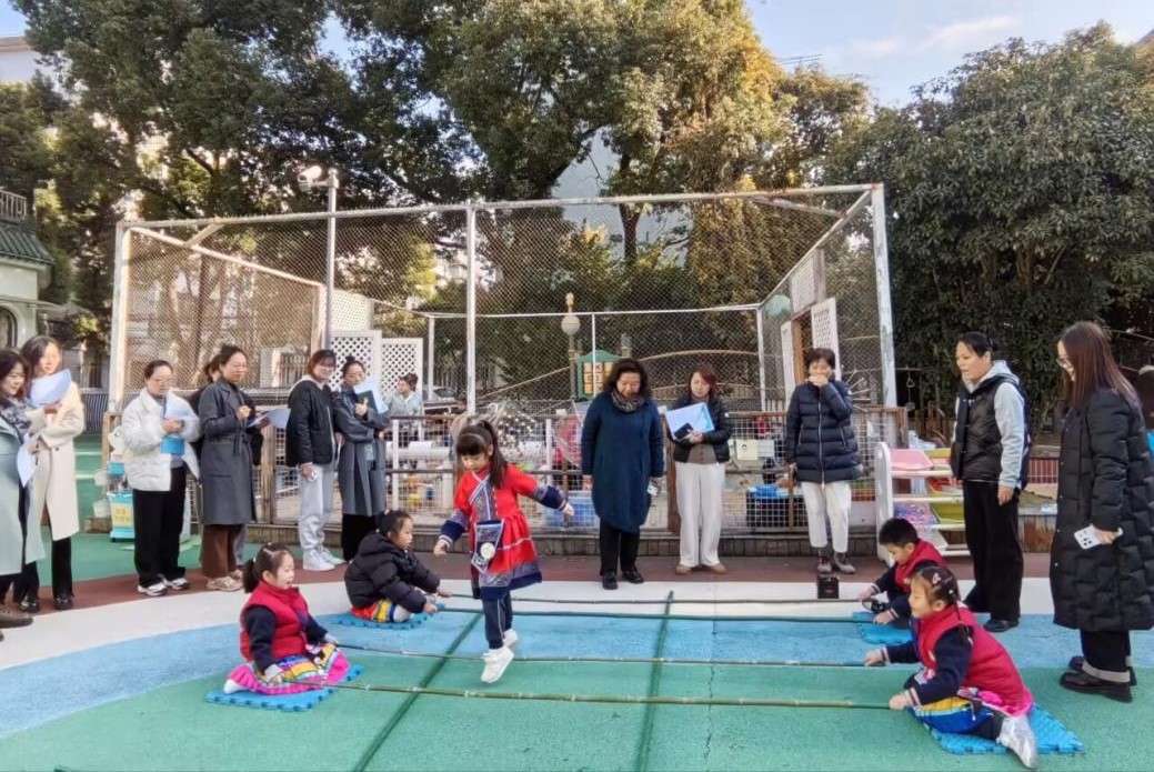 14110713efp9_html_5de52629.jpg 14110713efp9_html_5de52629.jpg