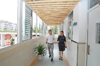 照片8 [最大宽度 320 最大高度 240].jpg