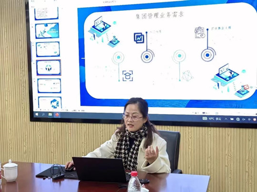 谈莉莉校长_副本.jpg