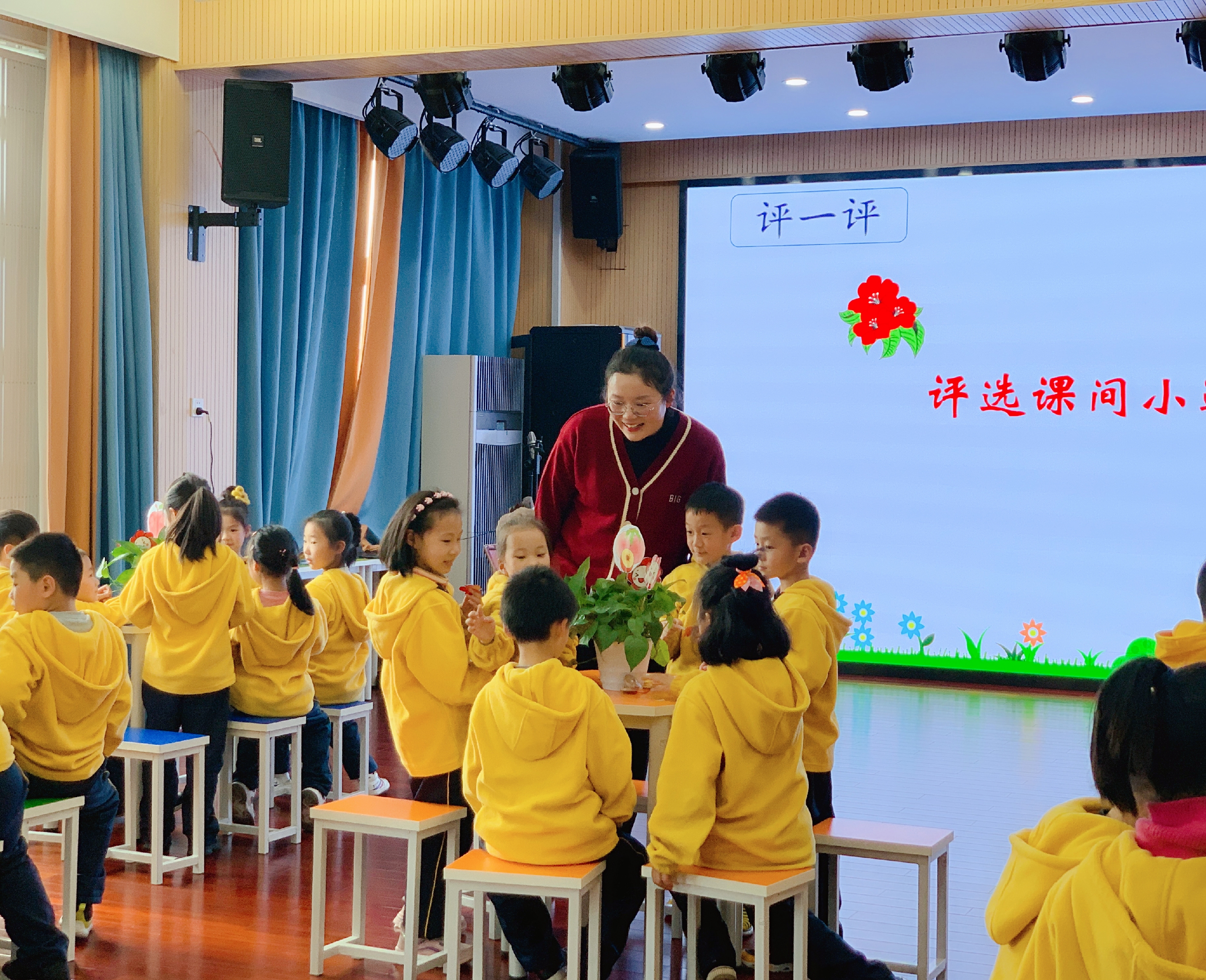 张璐.jpg