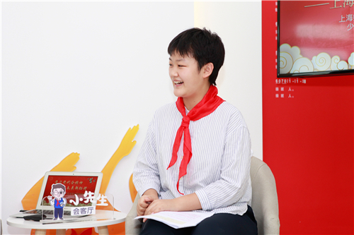 图07-主持人马可馨.jpg
