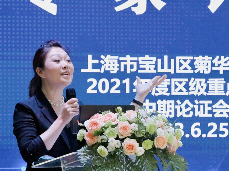 何洁.jpg