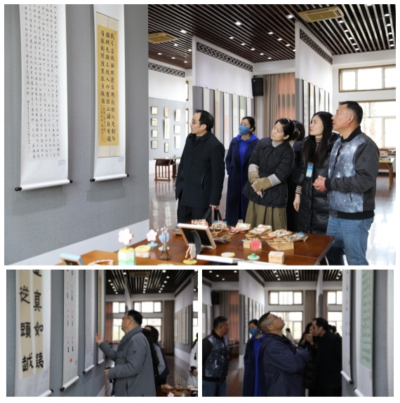 老师观展.jpg