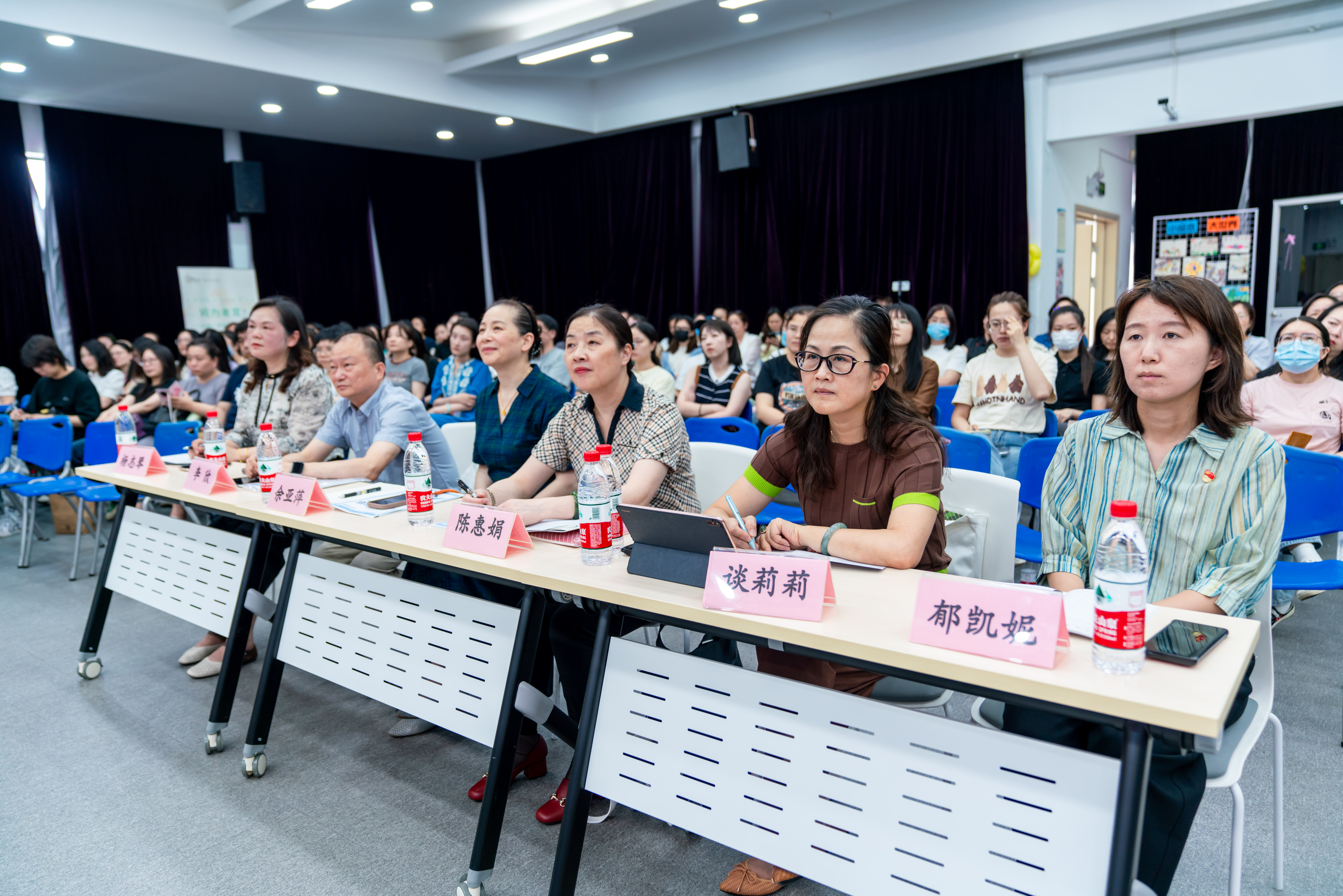 20240613小绘本大世界 美术教研 陈伯吹实验小学 (41).jpg