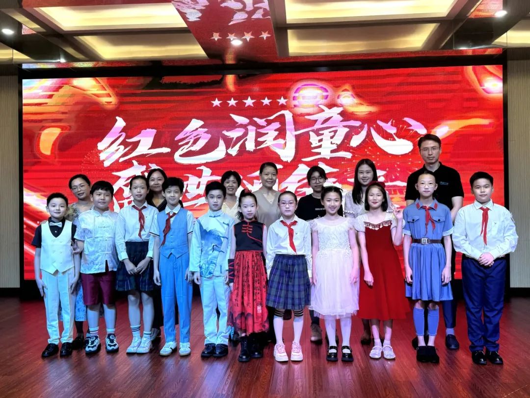 金话筒比赛.jpg
