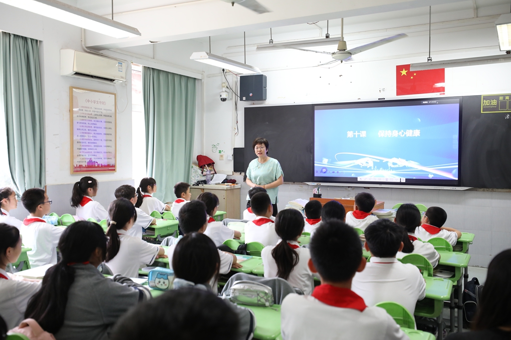 图1.jpg