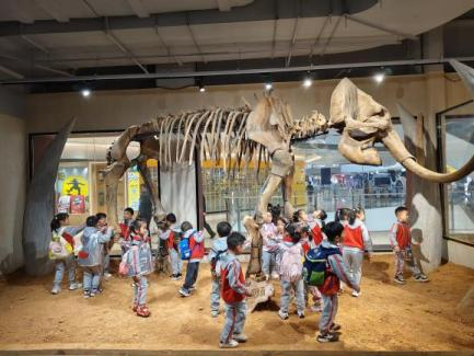 海上世界.png 海上世界.png