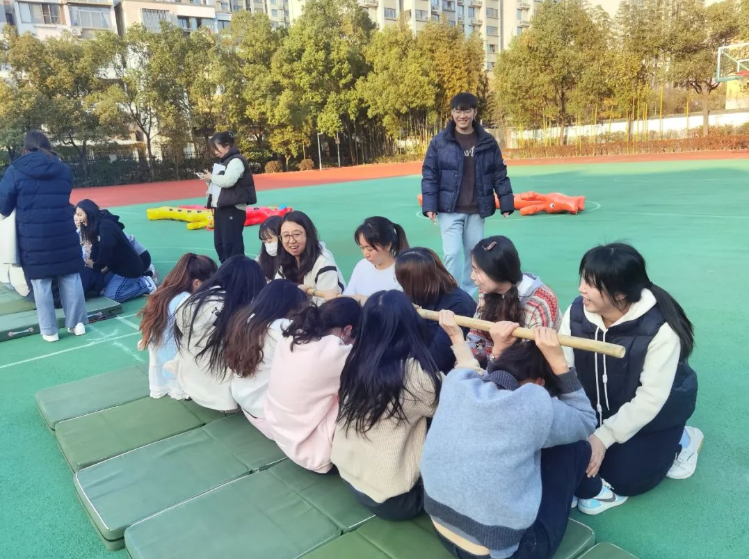 屏幕截图 2025-12-06 124522.png